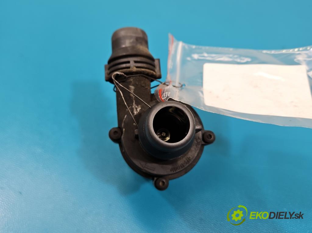 Bmw X5 E70 2006-2013 3.0d 245KM automatic 180 kW 2993 cm3 5- pompa obehu voda: 702078340