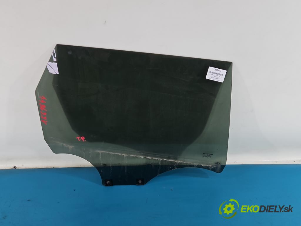 Dacia Duster III 24- 1.2 131 HP manual 96 kW 1199 cm3 5- sklo dvere zadné pravé 