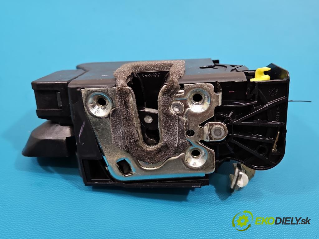 Dacia Duster III 24- 1.2 131 HP manual 96 kW 1199 cm3 5- zámok predné ľavý 805036321R