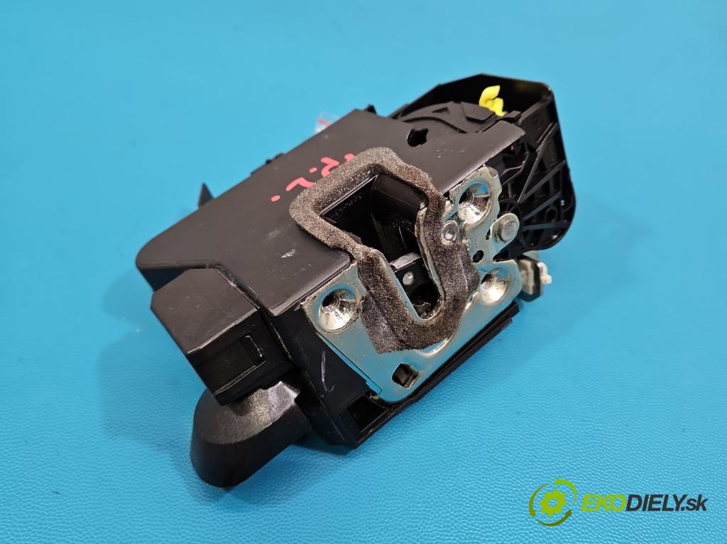 Dacia Duster III 24- 1.2 131 HP manual 96 kW 1199 cm3 5- zámok predné ľavý 805036321R