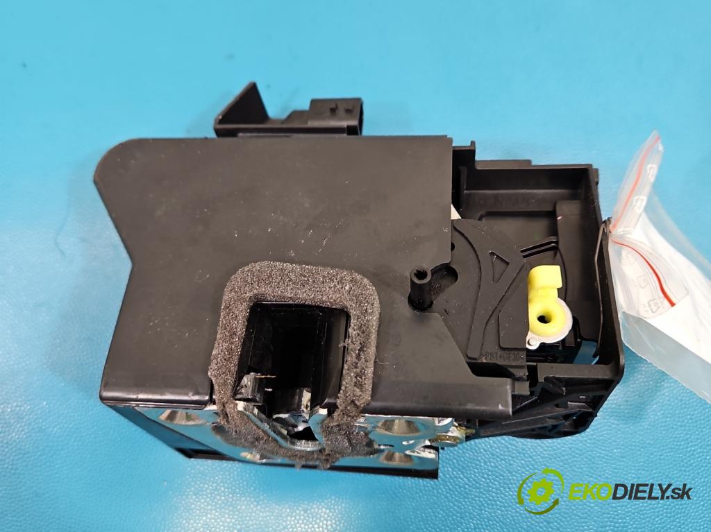 Dacia Duster III 24- 1.2 131 HP manual 96 kW 1199 cm3 5- zámok zadné ľavý 825031922R