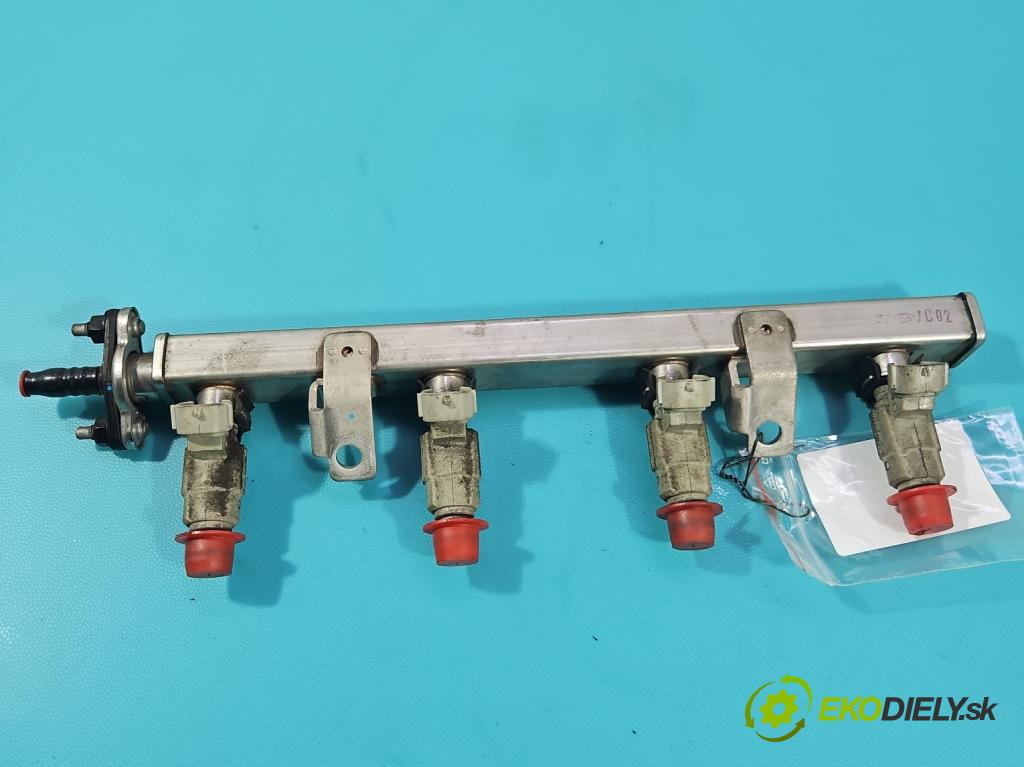 Hyundai i20 II 2014 -2020 1.2 16V 84KM manual 62 kW 1248 cm3 5- vstrek 35310-04000 (Vstrekovač paliva)