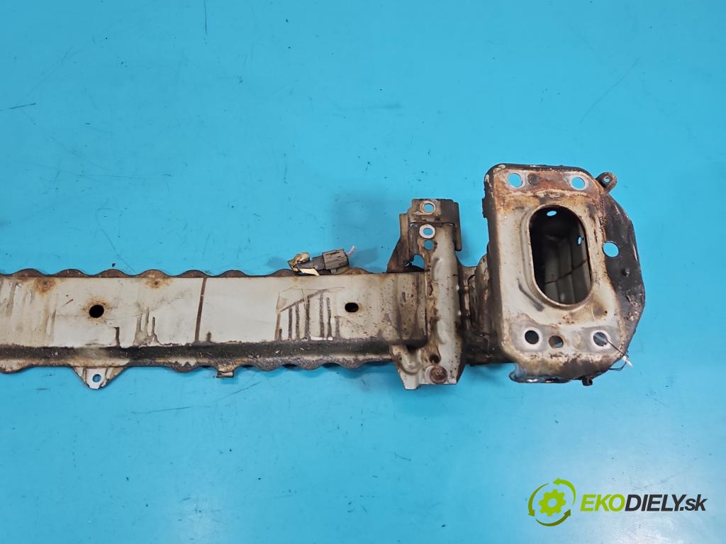 Mazda 2 II 2007-2014 1.3 16V 86 HP manual 63 kW 1349 cm3 3- výstuha nárazník predné