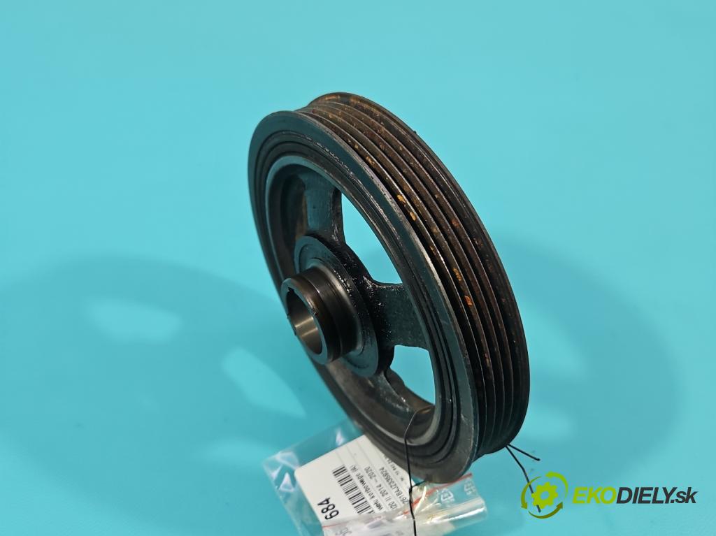 Hyundai i20 II 2014 -2020 1.2 16V 84KM manual 62 kW 1248 cm3 5- koleso pás: hriadele kľukovej