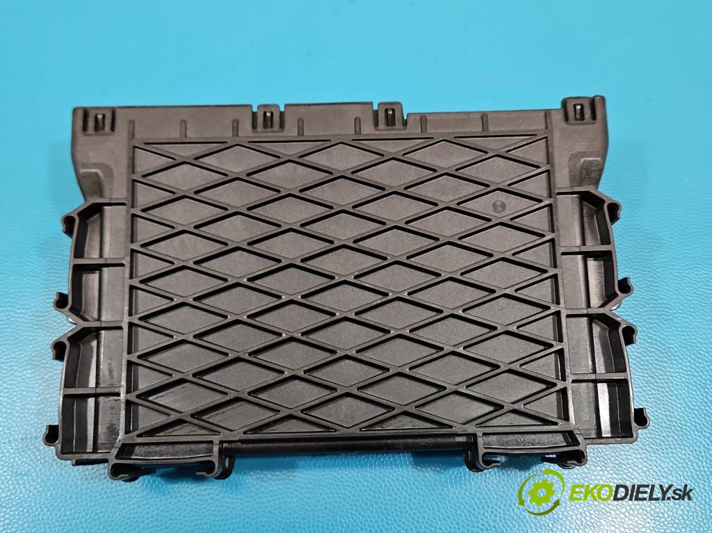 Dacia Duster III 24- 1.2 131 hp manual 96 kW 1199 cm3 5- řídící jednotka 284Z17873R