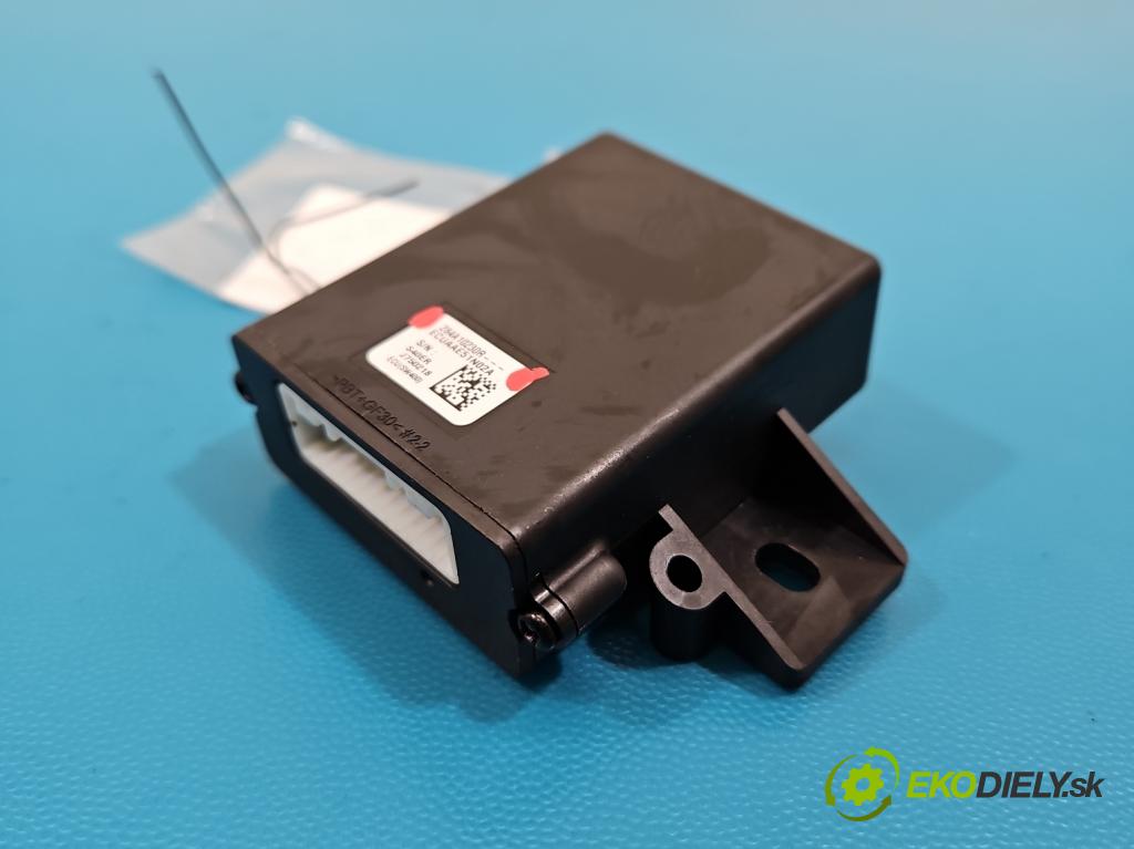 Dacia Duster III 24- 1.2 131 HP manual 96 kW 1199 cm3 5- riadiaca jednotka ostatné 284A10230R