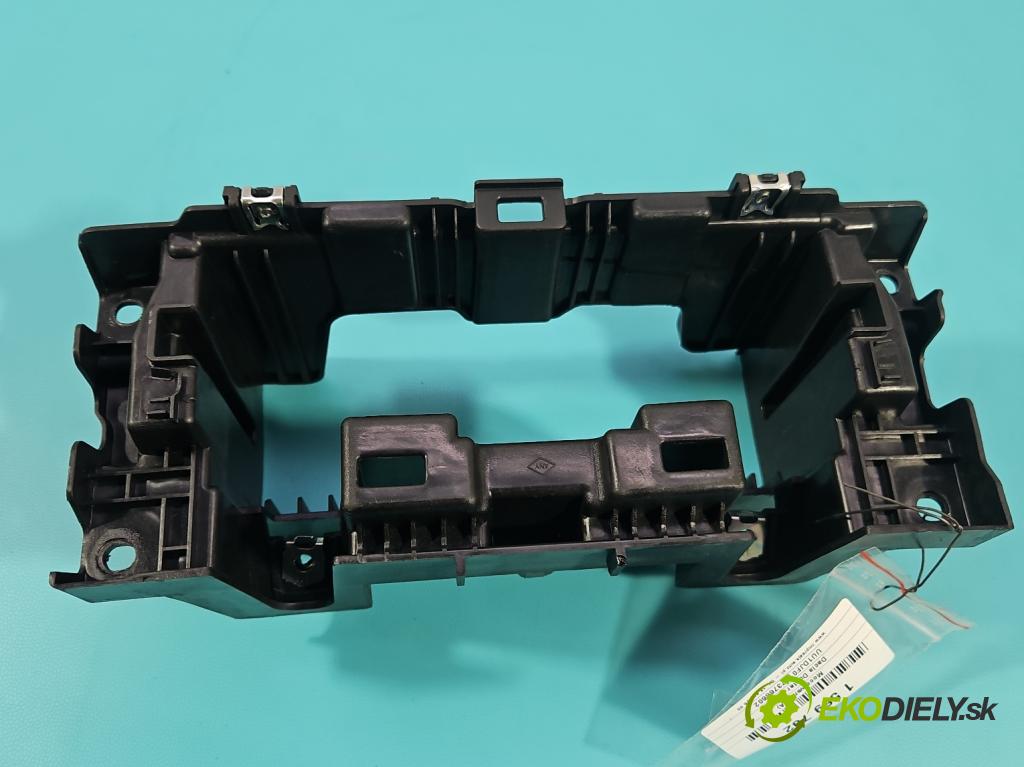 Dacia Duster III 24- 1.2 131 HP manual 96 kW 1199 cm3 5- Upevnenie: 280387800R