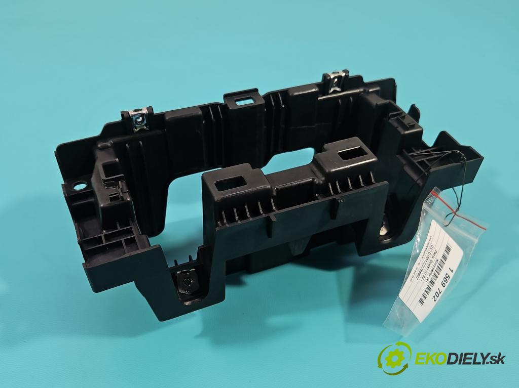 Dacia Duster III 24- 1.2 131 HP manual 96 kW 1199 cm3 5- Upevnenie: 280387800R