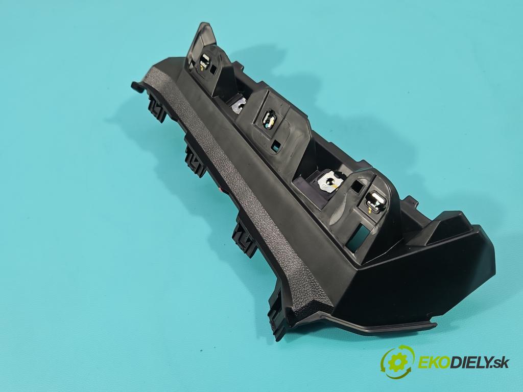 Dacia Duster III 24- 1.2 131 HP manual 96 kW 1199 cm3 5- Upevnenie: 684402386