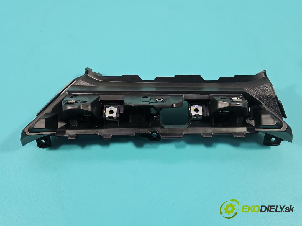 Dacia Duster III 24- 1.2 131 HP manual 96 kW 1199 cm3 5- Upevnenie: 684402386