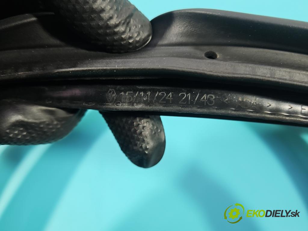 Dacia Duster III 24- 1.2 131 hp manual 96 kW 1199 cm3 5- Těsnění: dveře přední pravé