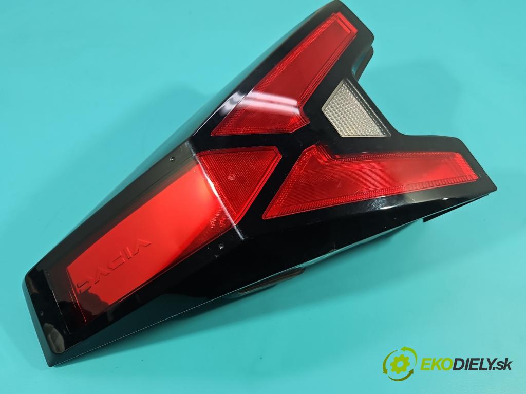 Dacia Duster III 24- 1.2 131 HP manual 96 kW 1199 cm3 5- svetlo / reflektor zadné ľavé 265559174R (Kľučka dverí ostatné)