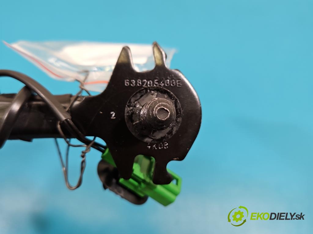 Dacia Duster III 24- 1.2 131 hp manual 96 kW 1199 cm3 5- stěna bezpečnost přední levý 868423021R