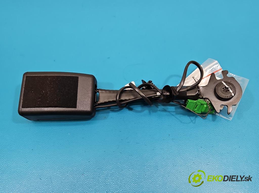 Dacia Duster III 24- 1.2 131 hp manual 96 kW 1199 cm3 5- stěna bezpečnost přední pravý 868423021R