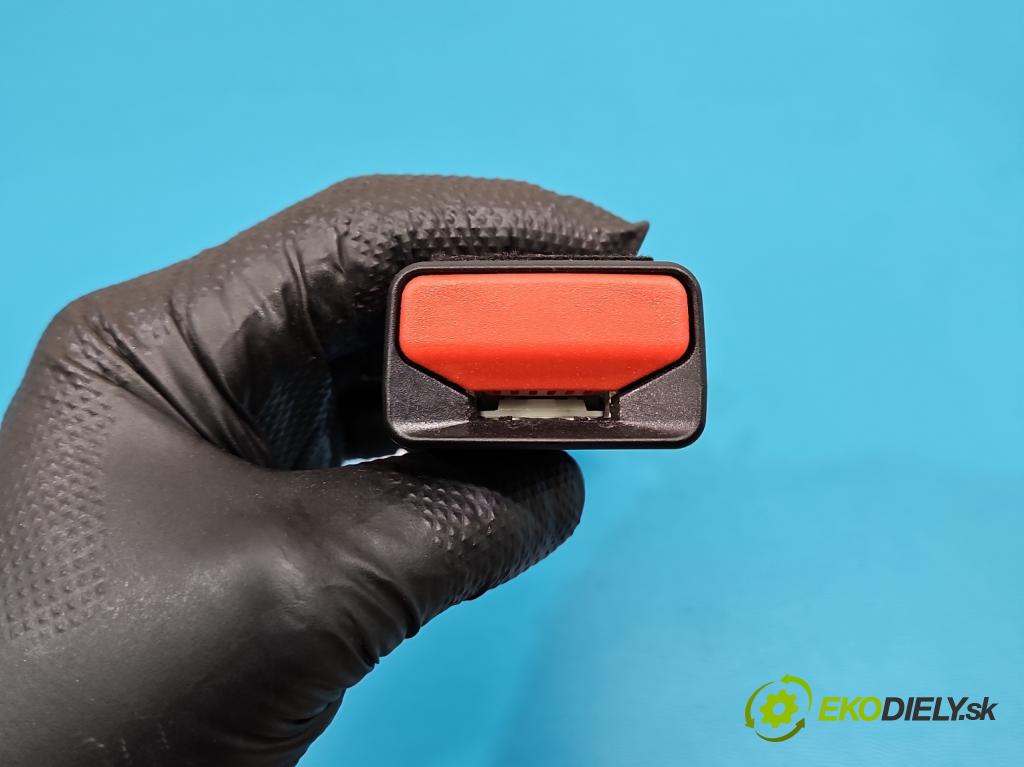 Dacia Duster III 24- 1.2 131 hp manual 96 kW 1199 cm3 5- stěna bezpečnost přední pravý 868423021R