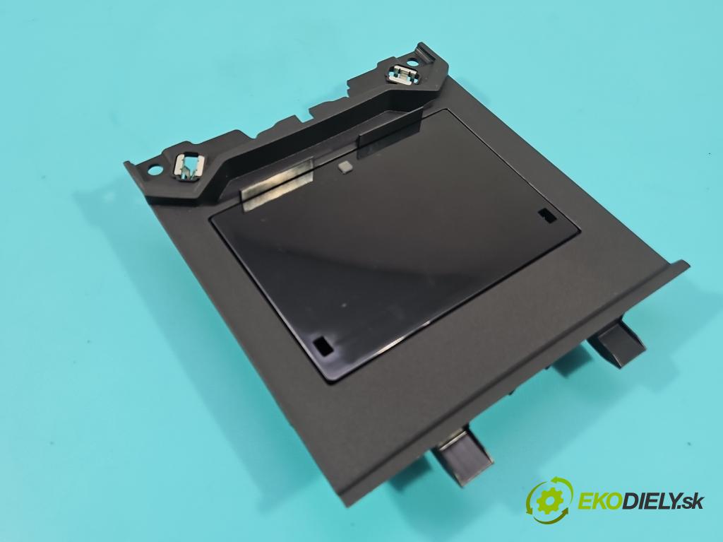 Dacia Duster III 24- 1.2 131 HP manual 96 kW 1199 cm3 5- Nabíjačka 283426419R