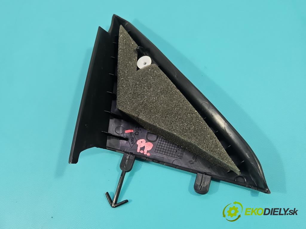 Dacia Duster III 24- 1.2 131 HP manual 96 kW 1199 cm3 5- kryt plast 802929990R