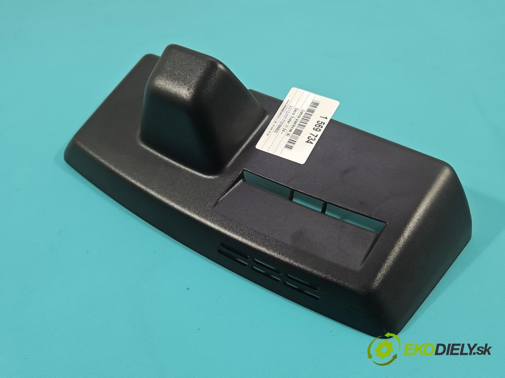 Dacia Duster III 24- 1.2 131 HP manual 96 kW 1199 cm3 5- kryt plast 963296078R