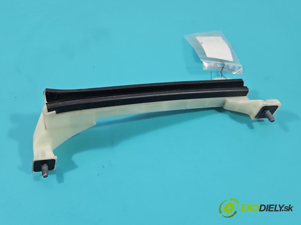 Dacia Duster III 24- 1.2 131 HP manual 96 kW 1199 cm3 5- Upevnenie: 822794882R