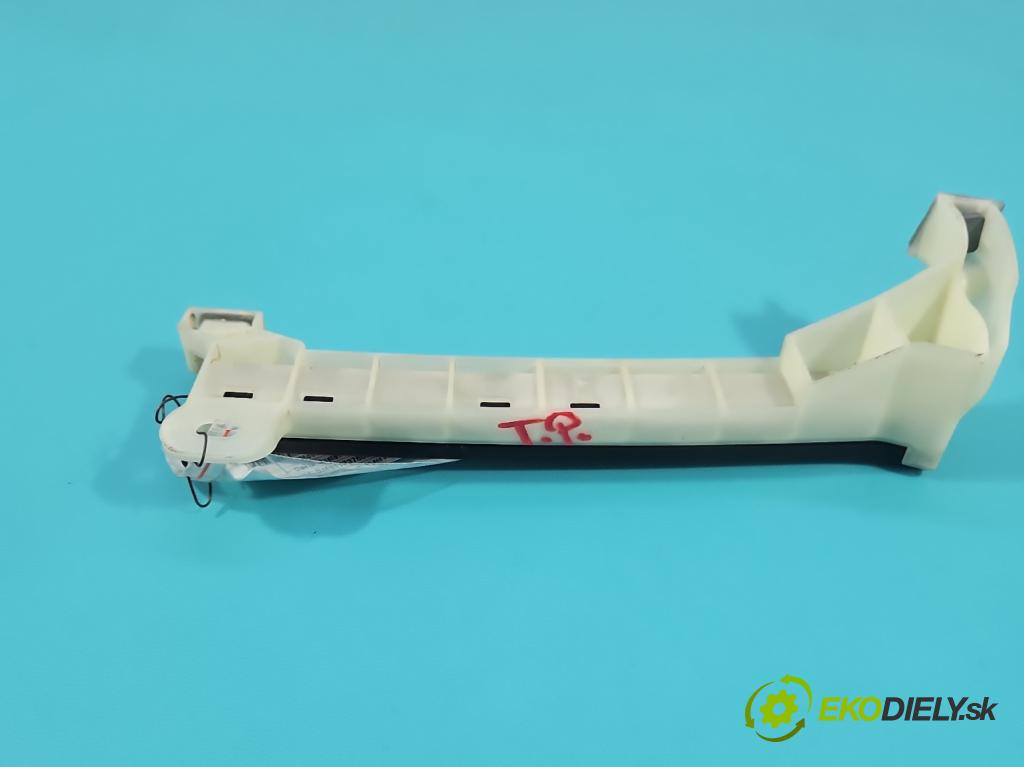 Dacia Duster III 24- 1.2 131 HP manual 96 kW 1199 cm3 5- Upevnenie: 822788570R