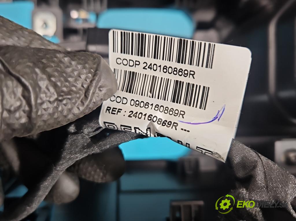 Dacia Duster III 24- 1.2 131 HP manual 96 kW 1199 cm3 5- operadlo 969F59976R (Lakťová opierka)