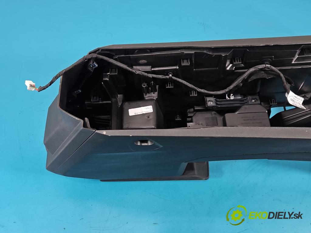 Dacia Duster III 24- 1.2 131 HP manual 96 kW 1199 cm3 5- operadlo 969F59976R (Lakťová opierka)