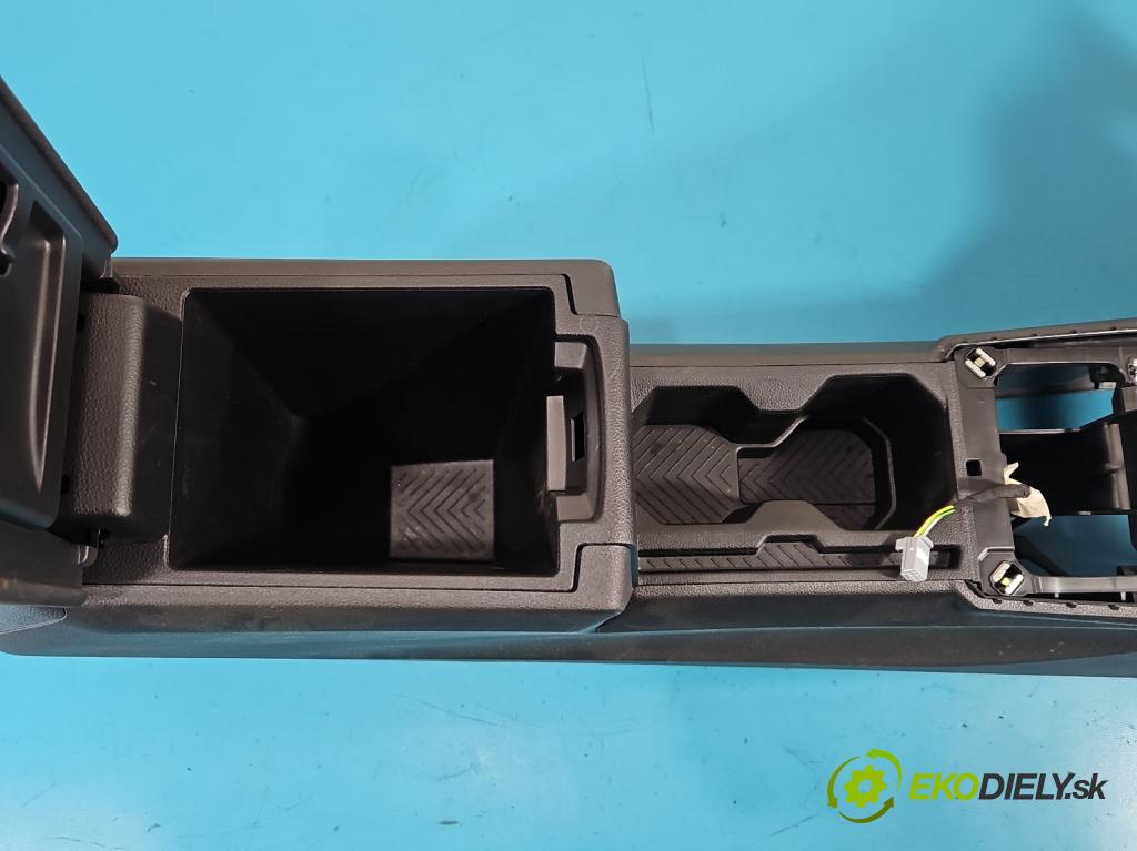 Dacia Duster III 24- 1.2 131 HP manual 96 kW 1199 cm3 5- operadlo 969F59976R (Lakťová opierka)