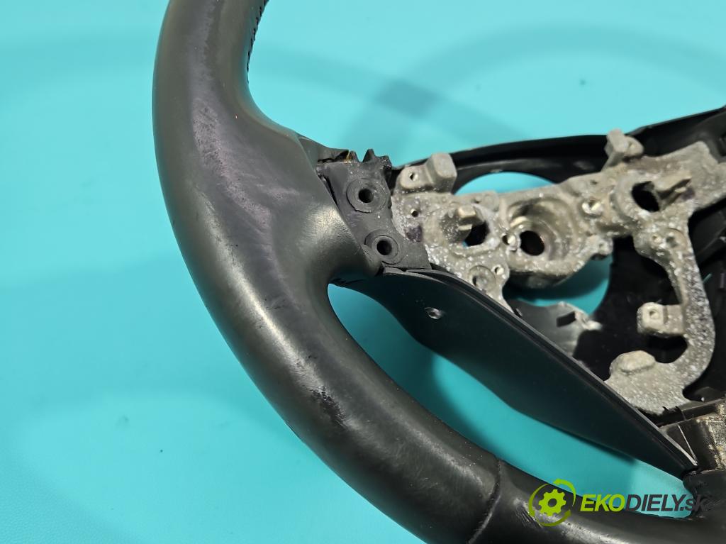 Toyota Verso 2009-2018 1.8 16V 147 HP manual 108 kW 1798 cm3 5- volant  (Volant)