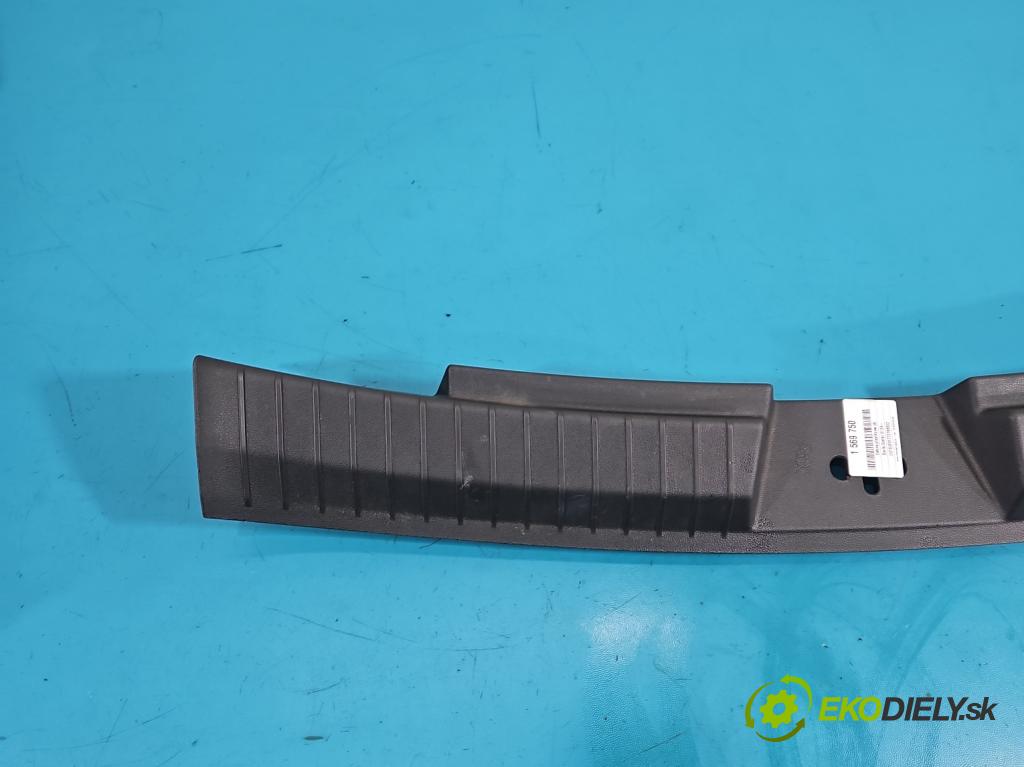 Dacia Duster III 24- 1.2 131 HP manual 96 kW 1199 cm3 5- kryt plast 849208318R