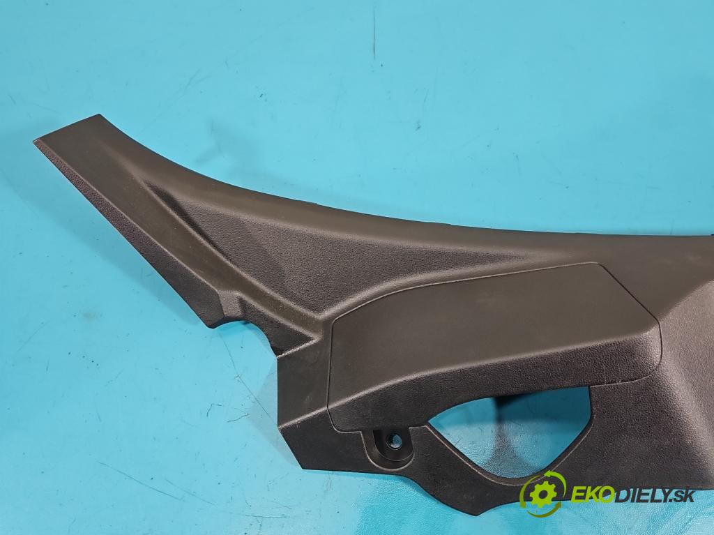 Dacia Duster III 24- 1.2 131 HP manual 96 kW 1199 cm3 5- kryt plast 769388659R