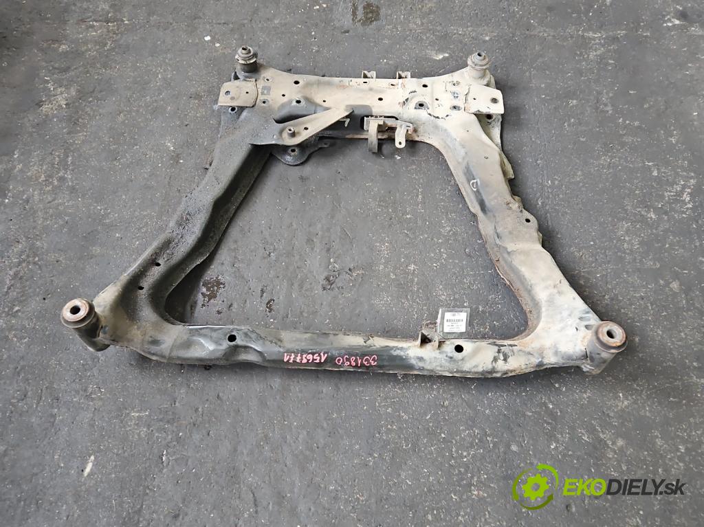 Nissan Qashqai I J10 2006-2013 2.0 dci 150 HP manual 110 kW 1995 cm3 5- výstuha motora 