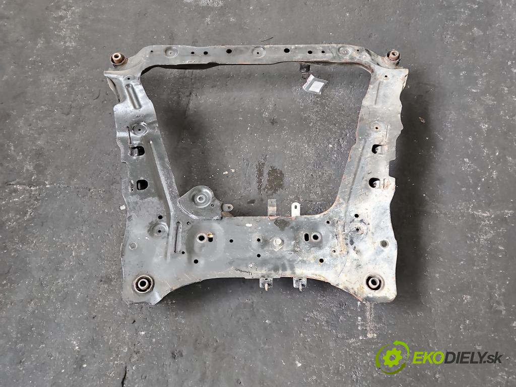 Nissan Qashqai I J10 2006-2013 2.0 dci 150 HP manual 110 kW 1995 cm3 5- výstuha motora