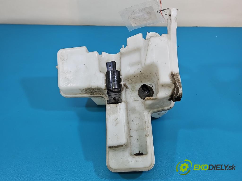 Vw Passat B8 2014 - 2.0 tdi 150 HP automatic 110 kW 1968 cm3 5- nádržka tekutina: ostrekovačov 3Q0955453A