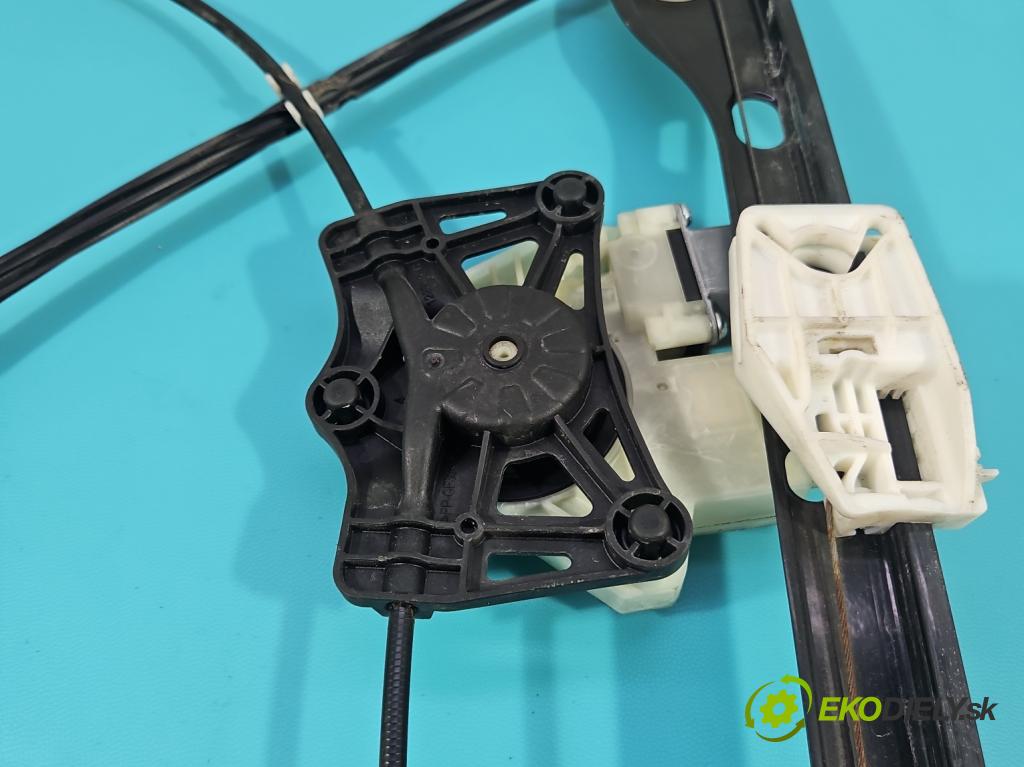 Skoda Fabia III 2014- 2021 1.0 MPI 60 hp manual 44 kW 999 cm3 5- mechanismus stahování přední pravý 5JA959812K