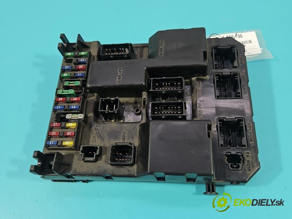 Peugeot 307 1.6 16V 109 hp manual 80 kW 1587 cm3 5- řídící jednotka 9651196380A