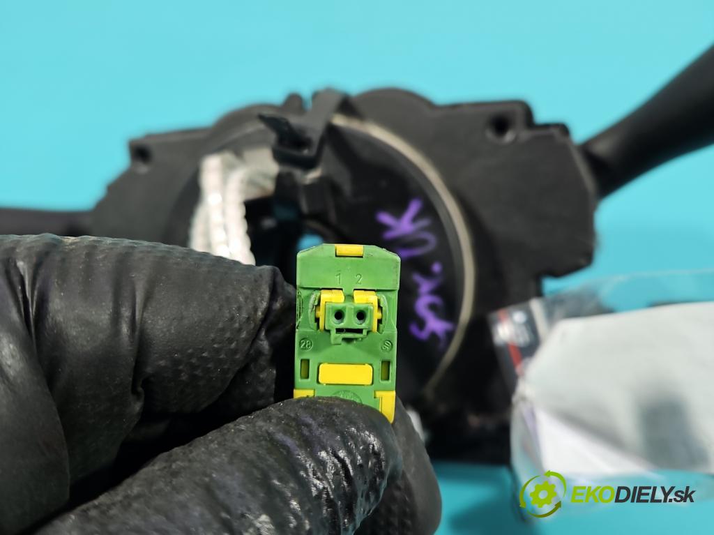 Peugeot 807 2002-2014 2.0 hdi 107 HP automatic 79 kW 1997 cm3 5- prepínač komplex: 96605599XT (Prepínacie páčky pod volantom)