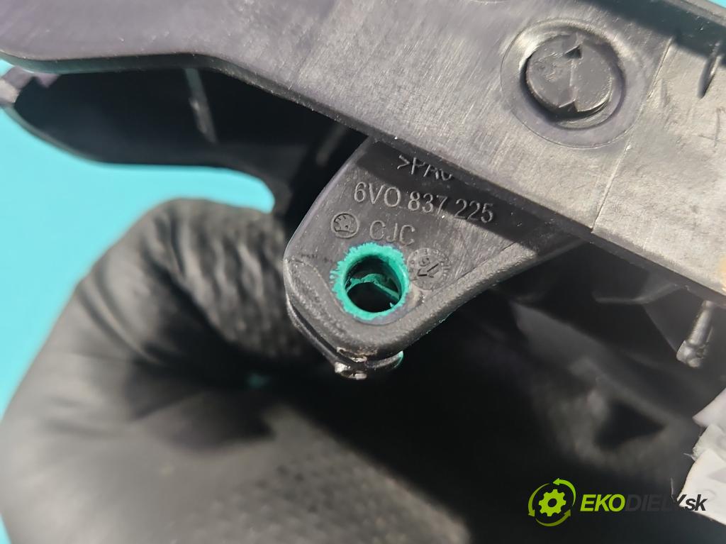 Skoda Fabia III 2014- 2021 1.0 MPI 60 hp manual 44 kW 999 cm3 5- klika uvnitř: přední levé