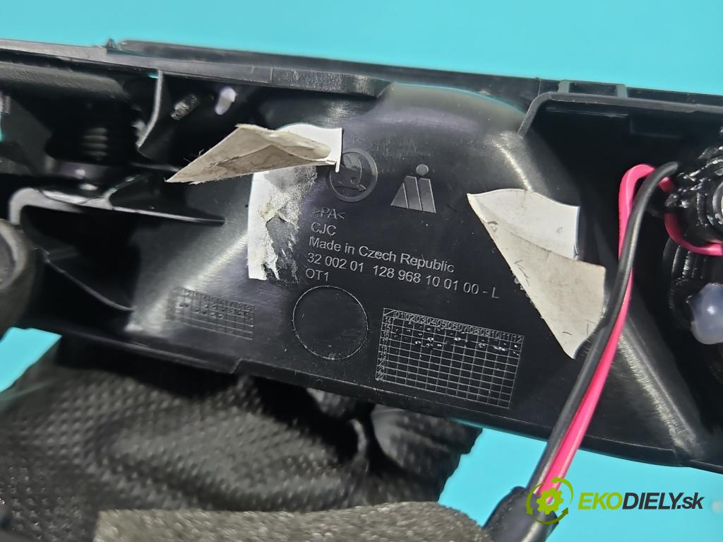 Skoda Fabia III 2014- 2021 1.0 MPI 60 hp manual 44 kW 999 cm3 5- klika uvnitř: přední levé