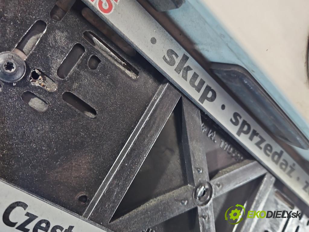 Skoda Fabia III 2014- 2021 1.0 MPI 60 hp manual 44 kW 999 cm3 5- zadní kufrové dveře  (Zadní kapota (kufr))