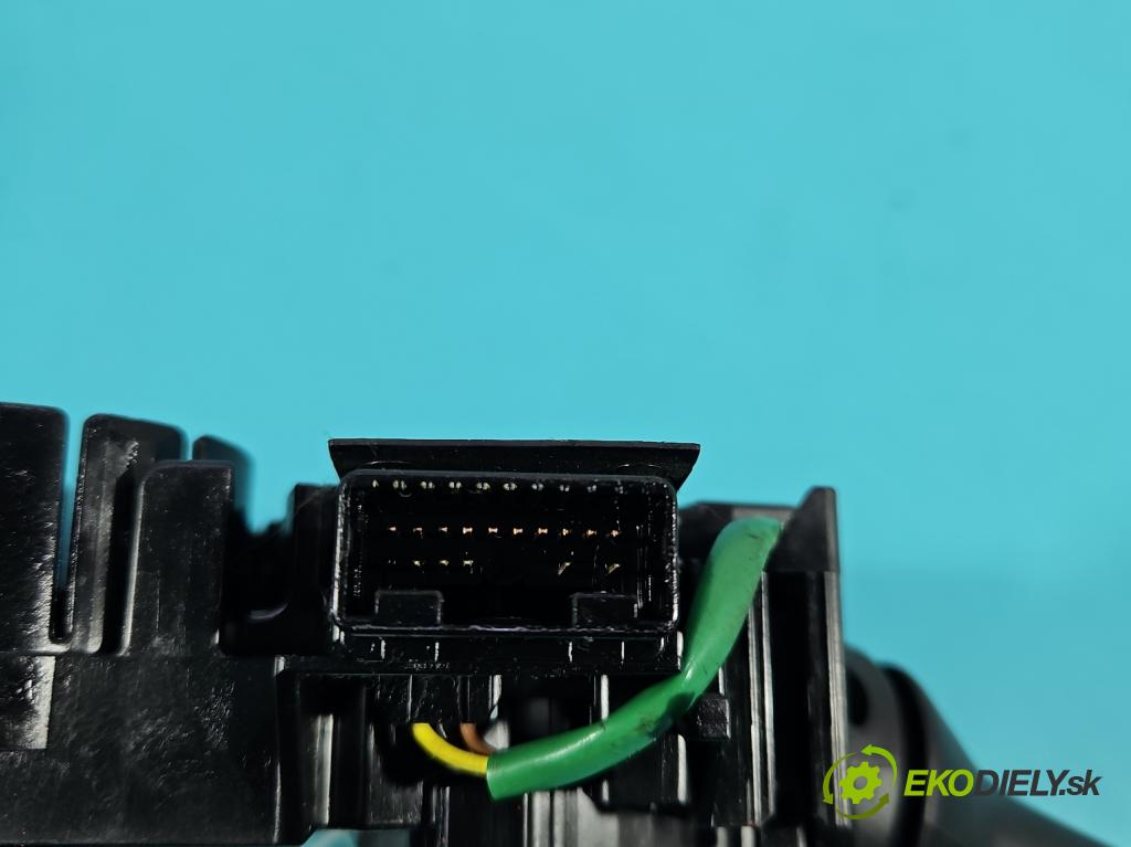 Toyota Verso 2009-2018 1.8 16V 147 hp manual 108 kW 1798 cm3 5- Přepínač sdružený 17F373 (Páčky pod volantem)