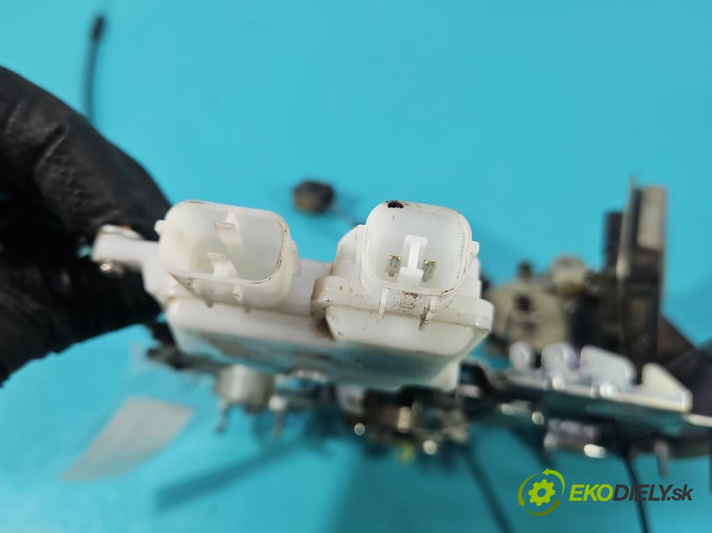 Renault Master III 2010-2024 2.3 dci 131 HP manual 96 kW 2299 cm3 5- zámok zadné pravý 8200766889-L