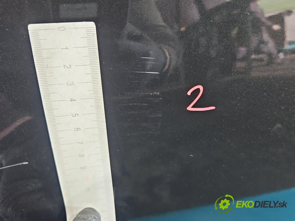 Dacia Duster III 24- 1.2 131 hp manual 96 kW 1199 cm3 5- dveře zadní pravé  (Klika dveří ostatní)