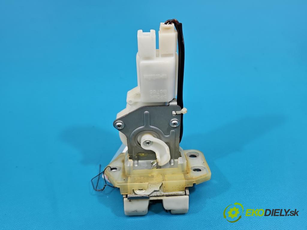 Suzuki SX4 I 2006-2014 1.6 16V M16A 107 HP manual 79 kW 1586 cm3 5- zámok kufrové dvere zadné