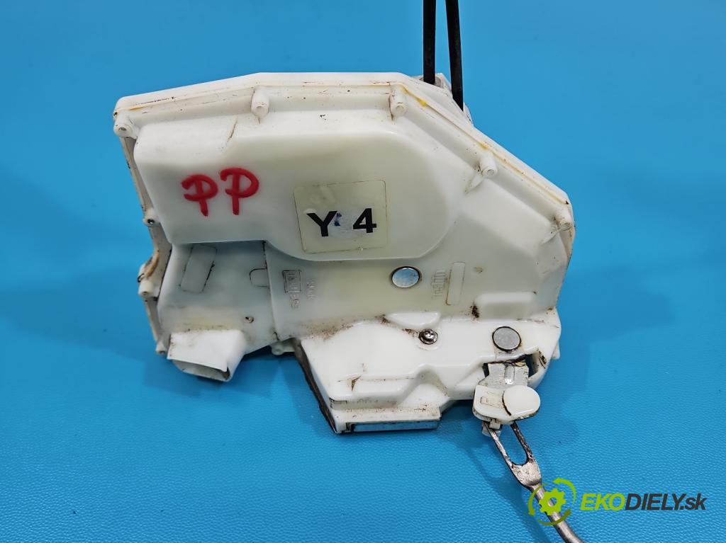 Suzuki SX4 I 2006-2014 1.6 16V 107 HP manual 79 kW 1586 cm3 5- zámok predné pravý