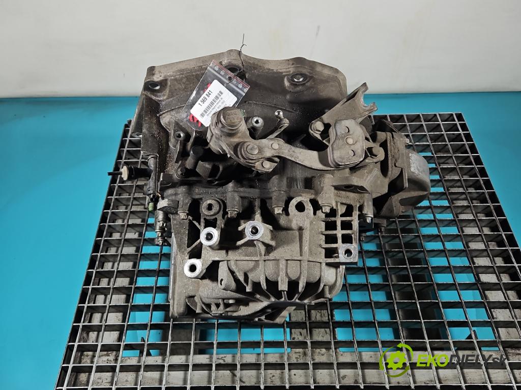 Opel Astra V  2015-2022 1.4 T 125 hp manual 92 kW 1399 cm3 5- převodovka stupňová manual M32