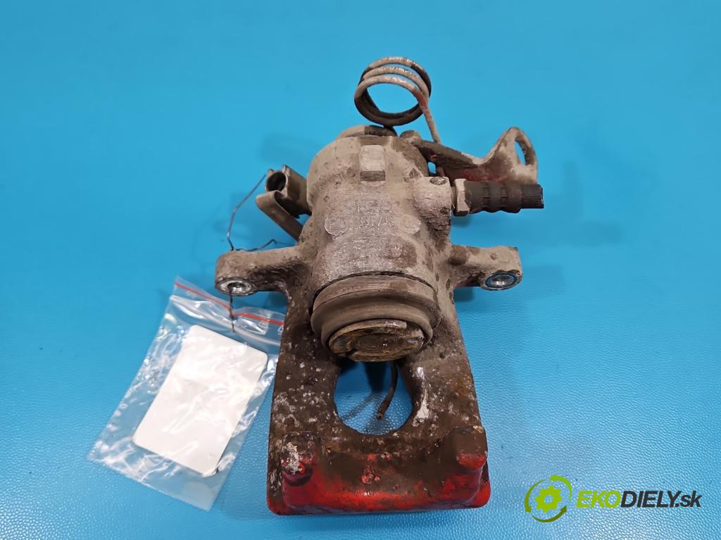 Alfa romeo Giulietta 1.6 jtd 105 HP manual 77 kW 1598 cm3 5- brzdič zadné ľavý  (Kľučka dverí ostatné)