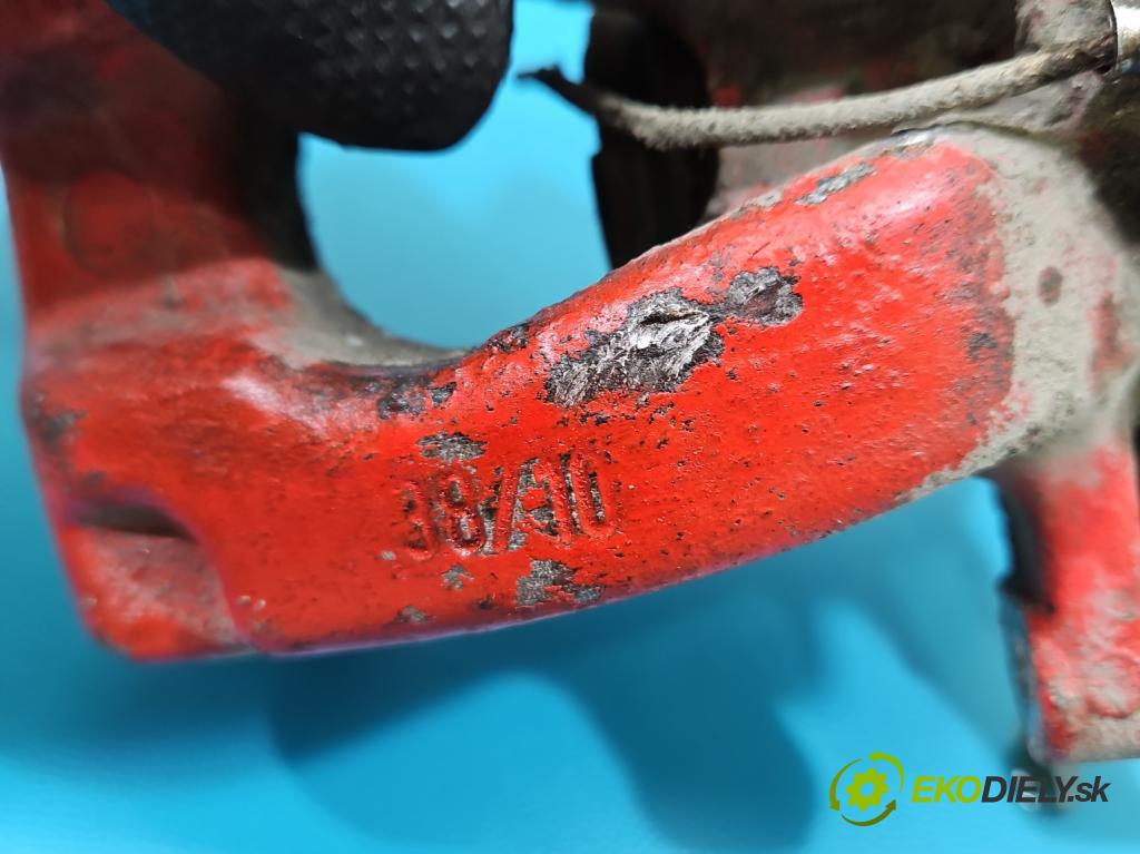 Alfa romeo Giulietta 1.6 jtd 105 HP manual 77 kW 1598 cm3 5- brzdič zadné pravý  (Kľučka dverí ostatné)