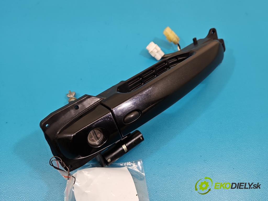 Suzuki SX4 I 2006-2014 1.6 16V M16A 107 HP manual 79 kW 1586 cm3 5- klika přední levé  (Vnější přední levá klika dveří)