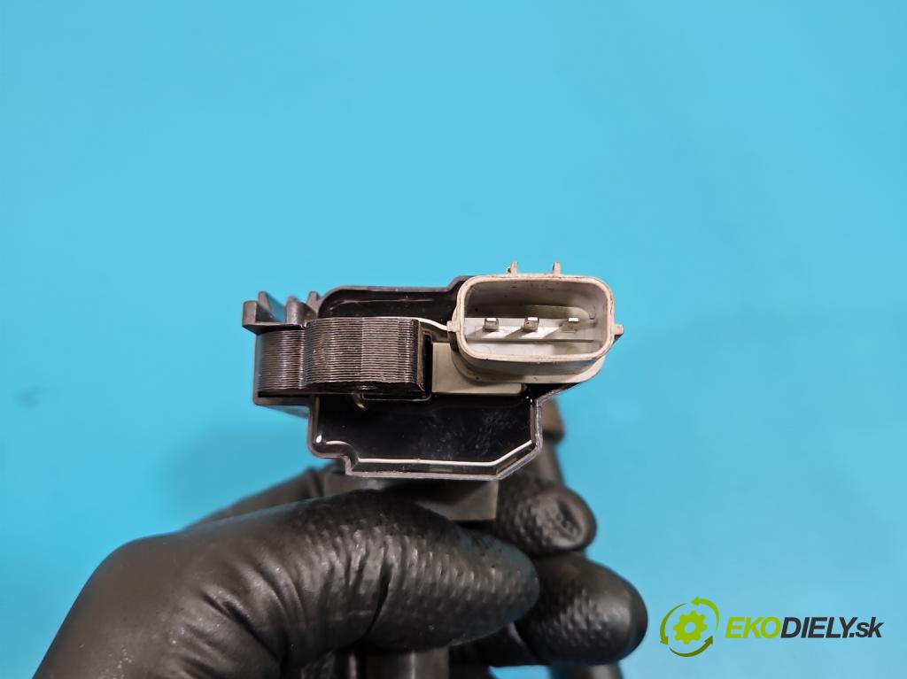 Suzuki SX4 I 2006-2014 1.6 16V M16A 107 HP manual 79 kW 1586 cm3 5- cievka zapaľovacia  (Zapaľovacia cievka)