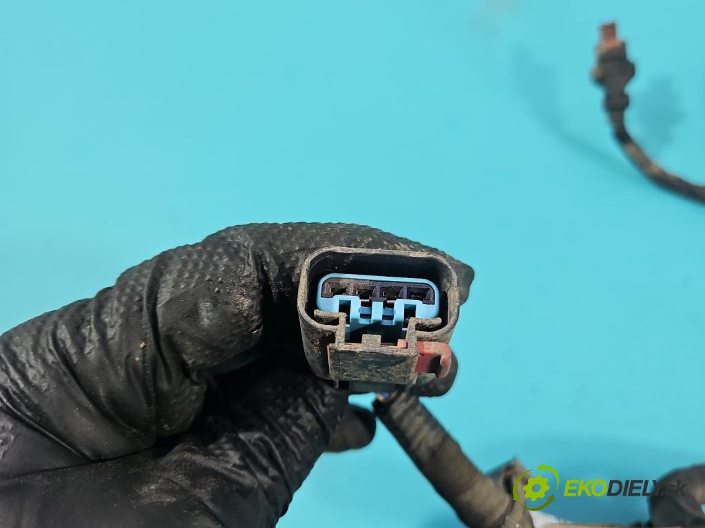 Dacia Duster III 24- 1.2 131 HP manual 96 kW 1199 cm3 5- Zväzok: ostatné 240618402R